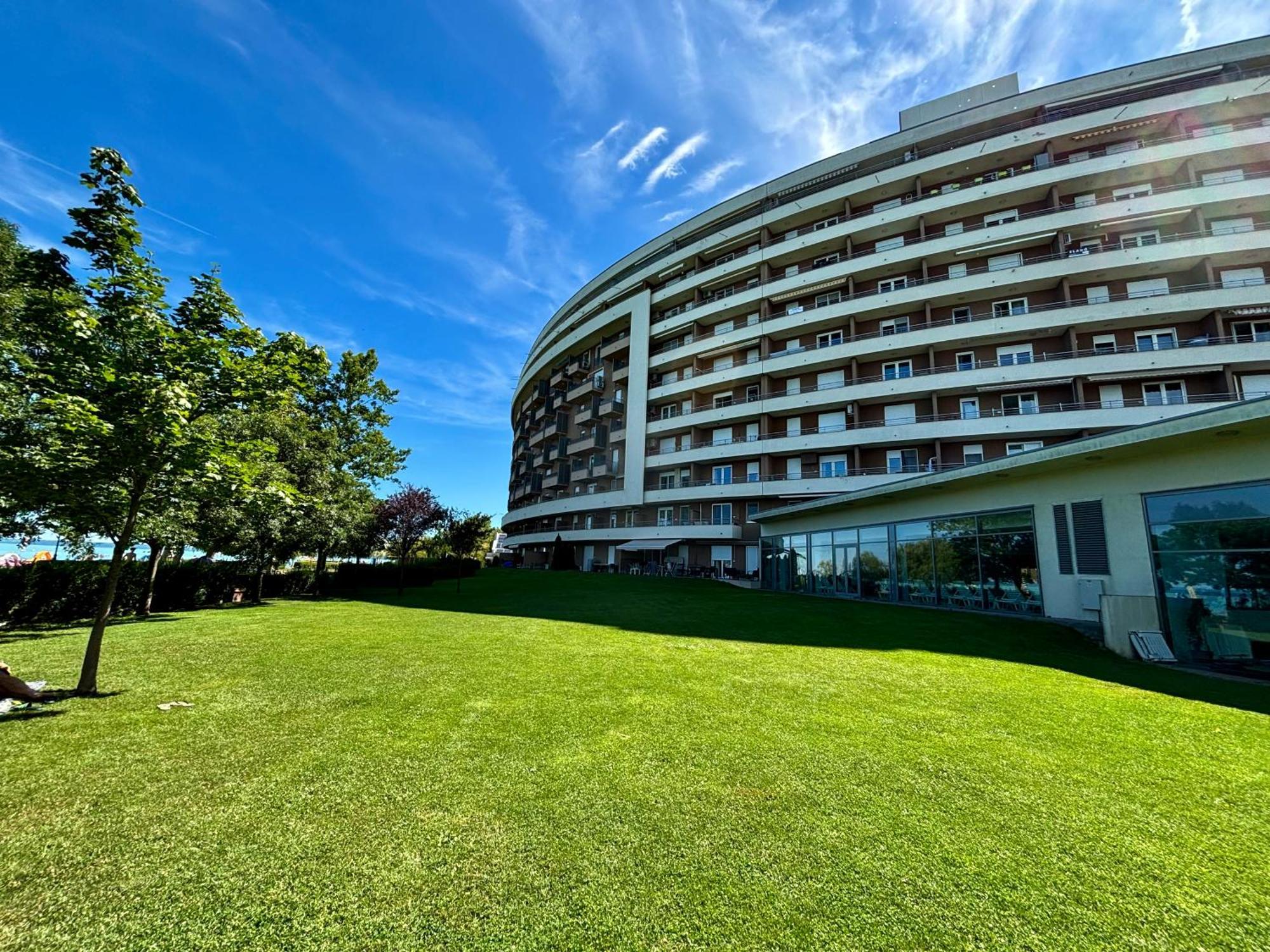 Club218 The Sunset - Wellness Apartment シオーフォク エクステリア 写真